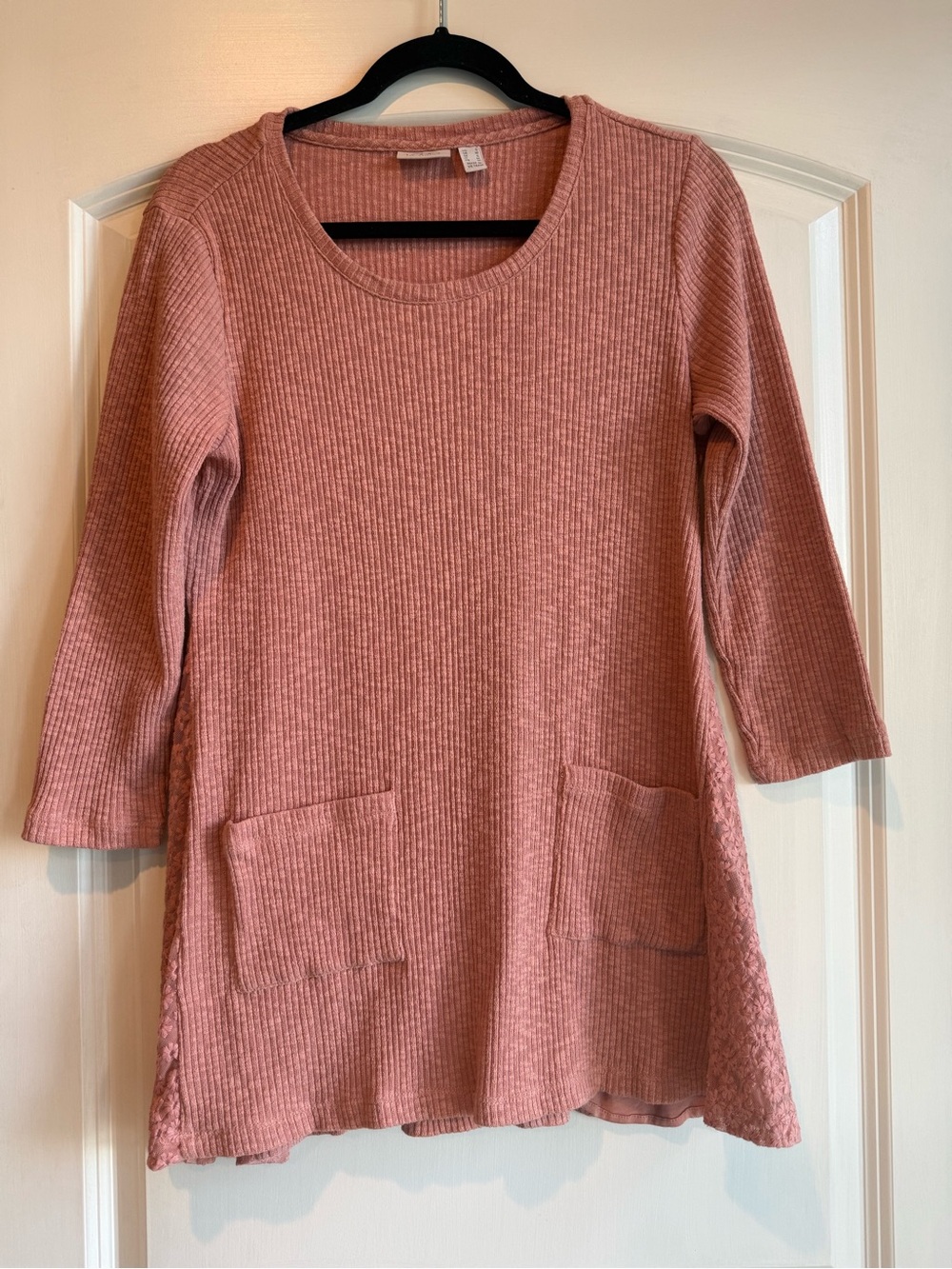 LOGO by Lori Goldstein Dusty Rose Ribbed Scoop-Neck Tunic Sweater with Pockets